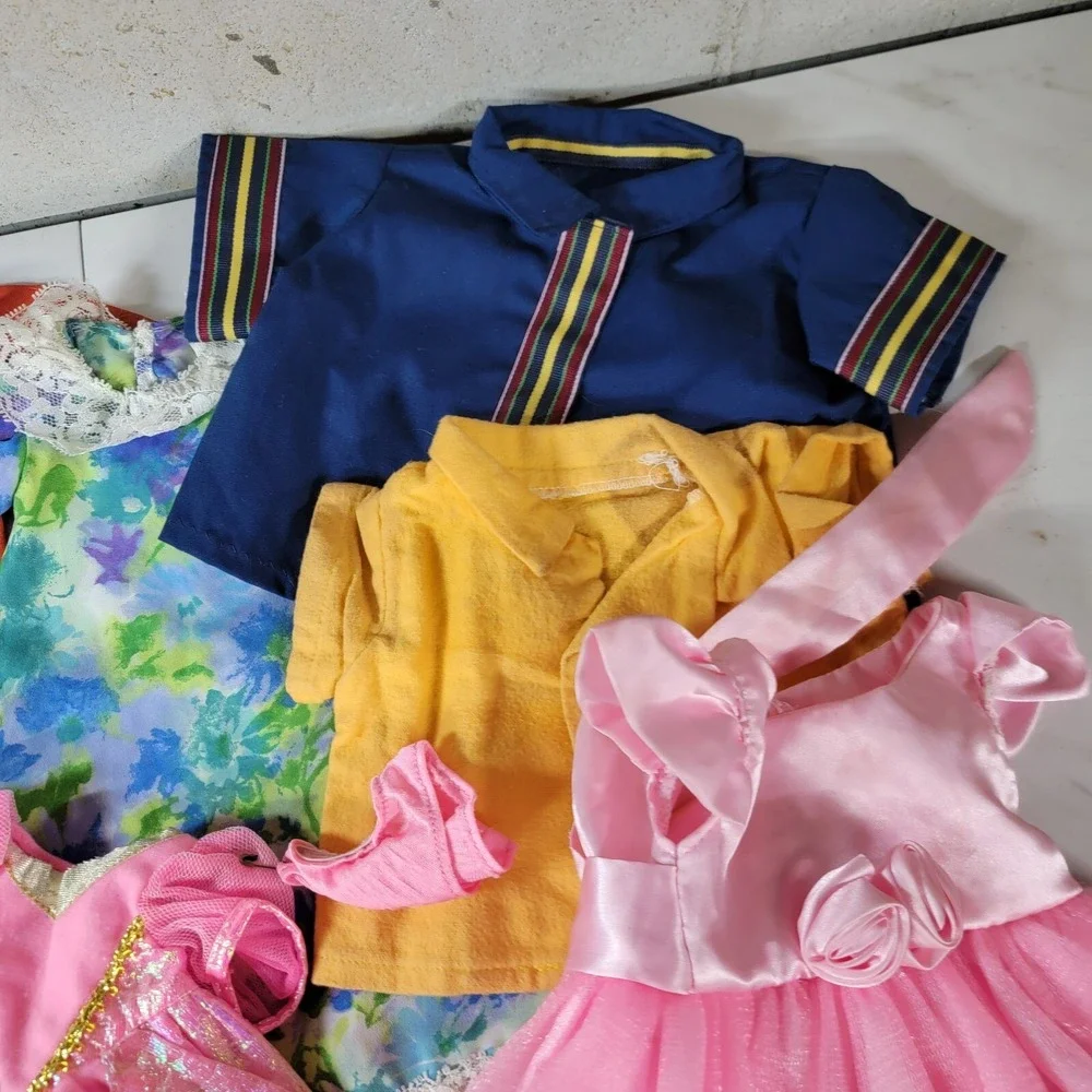 Vintage Doll Clothes Lot Pieces Mixed Sizes Good‎ to Fair Condition Ideal Mattel